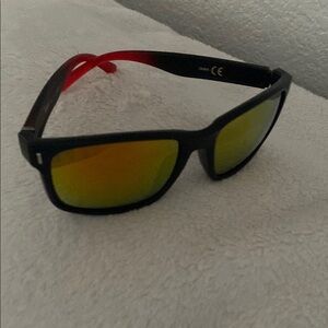 Black and Red Rectangular vintage Sunglasses with Mirrored Lenses